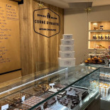 Corné Dynastie Centrum Carta