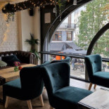 Spread The Moon Exterior