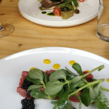 Signora Ava Nourriture