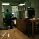 Henri À l'intérieur