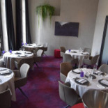 Sense À l'intérieur