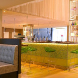 The Twelve À l'intérieur