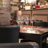 Al Solito Posto À l'intérieur