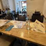 Naly À l'intérieur