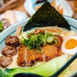 Takumi Chicken Veggie Ramen Kitchen Sainte-catherine Nourriture