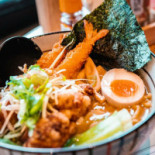 Takumi Chicken Veggie Ramen Kitchen Sainte-catherine Nourriture