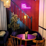 Barouche Place St Catherine Dentro