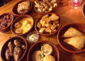 Tapas Y Mas Nourriture