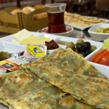 YÖrÜk Çadiri Turkish Brunch, Lunch Dinner Nourriture