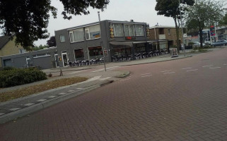 Eetpaleis 't Vosje Raadhuisstraat outside