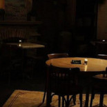 Le Grillardin À l'intérieur