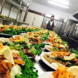 Les Deux Fréres Nourriture