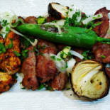 Les Deux Fréres Nourriture