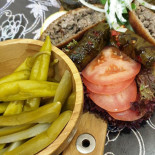 Les Deux Fréres Nourriture