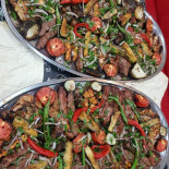 Les Deux Fréres Nourriture