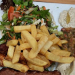 Les Deux Fréres Nourriture