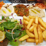 Les Deux Fréres Nourriture