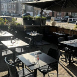 La Commedia Toto À l'intérieur