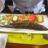 Ouzerie Omiros Comida