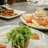 Kzeg A Moda Event) Nourriture