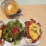 Léopold Café Arts Loi Nourriture