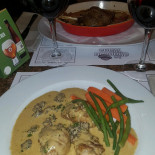 Le Chapeau Blanc Comida