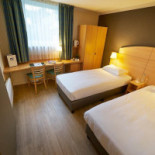 Dc Drogenbos À l'intérieur