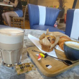 Léopold Café Arts Loi Boisson