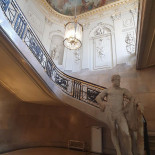 Albert À l'intérieur