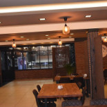 Rozana À l'intérieur