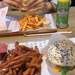 Ata Bao Burger Nourriture