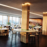 Albert À l'intérieur