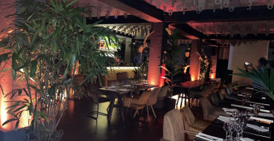 Protokol À l'intérieur