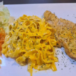 Royale Pizza Ixelles Nourriture