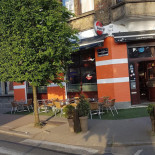 Café Le Paradis Exterior