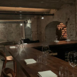 Tres À l'intérieur