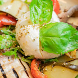 Mama Luca Nourriture