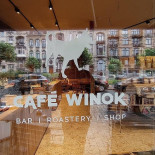 Café La Patrie À l'intérieur