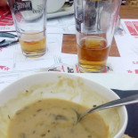 De Après Skihut Nourriture