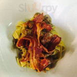 Côté Cour Côté Jardin Food