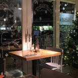 Brasserie Heerlijk Restaurant Wijnbar À l'intérieur