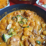 Bij Mutlu Nourriture