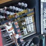 Mo Gusto Snack Inside