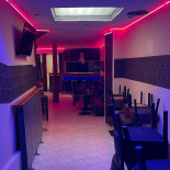 Ba Yaya À l'intérieur