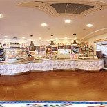 Le Bloom À l'intérieur