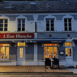 L'eau Blanche Exterior
