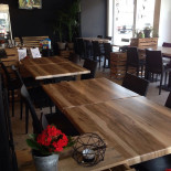 Elit À l'intérieur