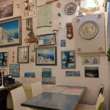 Archipelagos Food, À l'intérieur