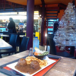 Yumbo À l'intérieur