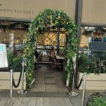 Champs ÉlysÉes Exterior